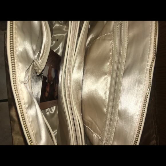 Joy & Iman leather off white purse - Picture 7 of 7